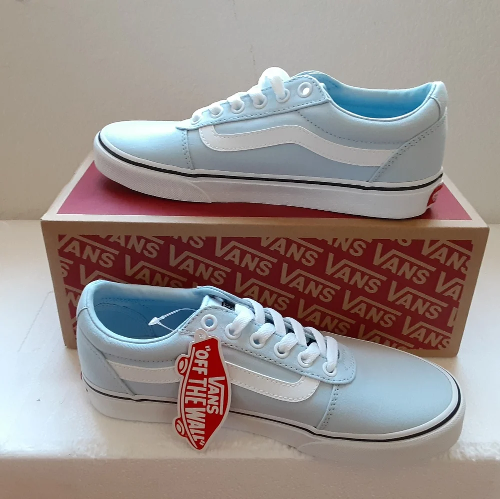 Vans - Picture 4 of 4